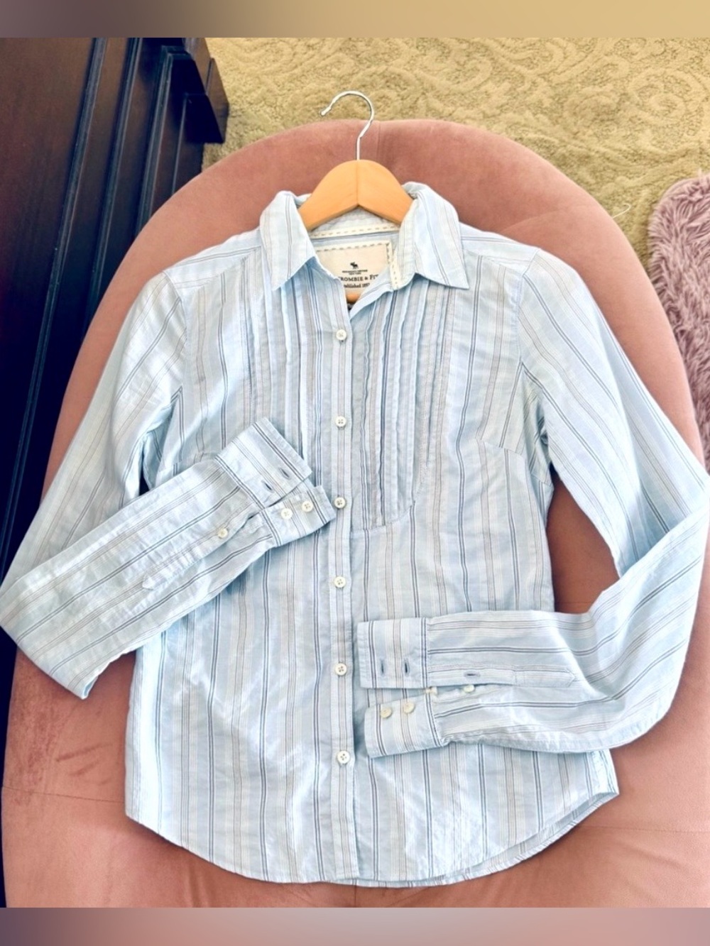 Y2K Abercrombie & Fitch Vintage Light Blue Striped Button down Shirt Size Small